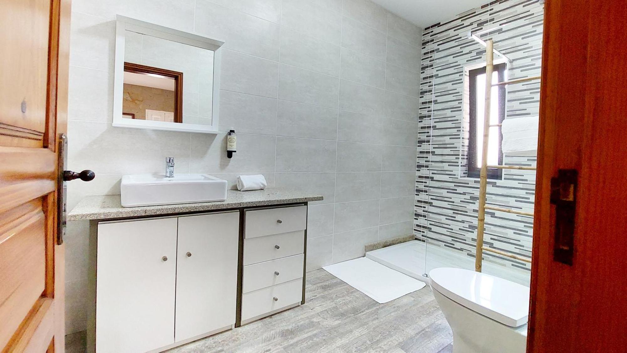 Fernandes Guest House Bright Private Suite Ponte de Lima Exterior photo